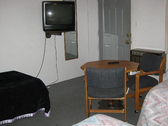 Sunset Motel - From Trip Advisor (newer photo)